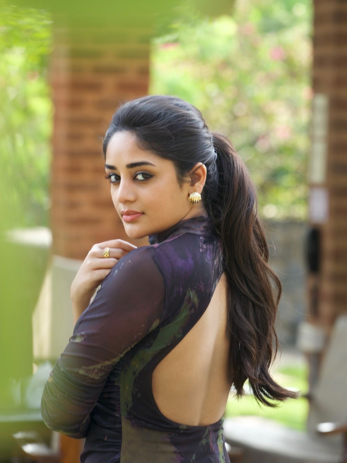 దీప్‌శిఖ కు శక్తివంతమైన కన్నడ సినీ అరంగేట్రం